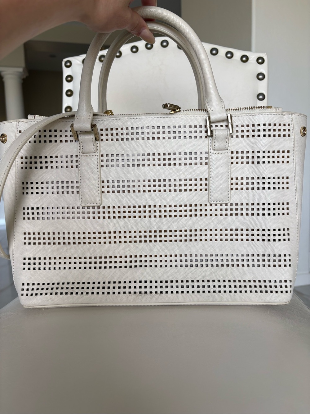 Tory Burch Robinson White Perforated Leather Tote Dble Zip bag Gold metal Medium - Picture 3 of 12